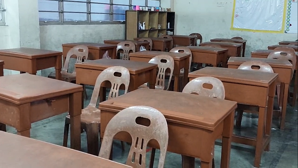 Empty Classroom Free Stock Video