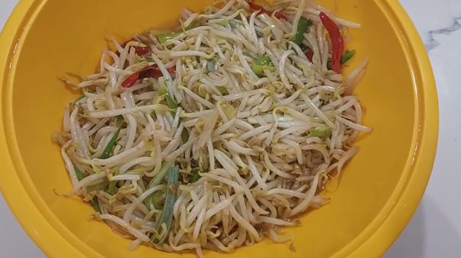 Stir Fry Taugeh Bean Sprout Chinese Cuisine free stock video